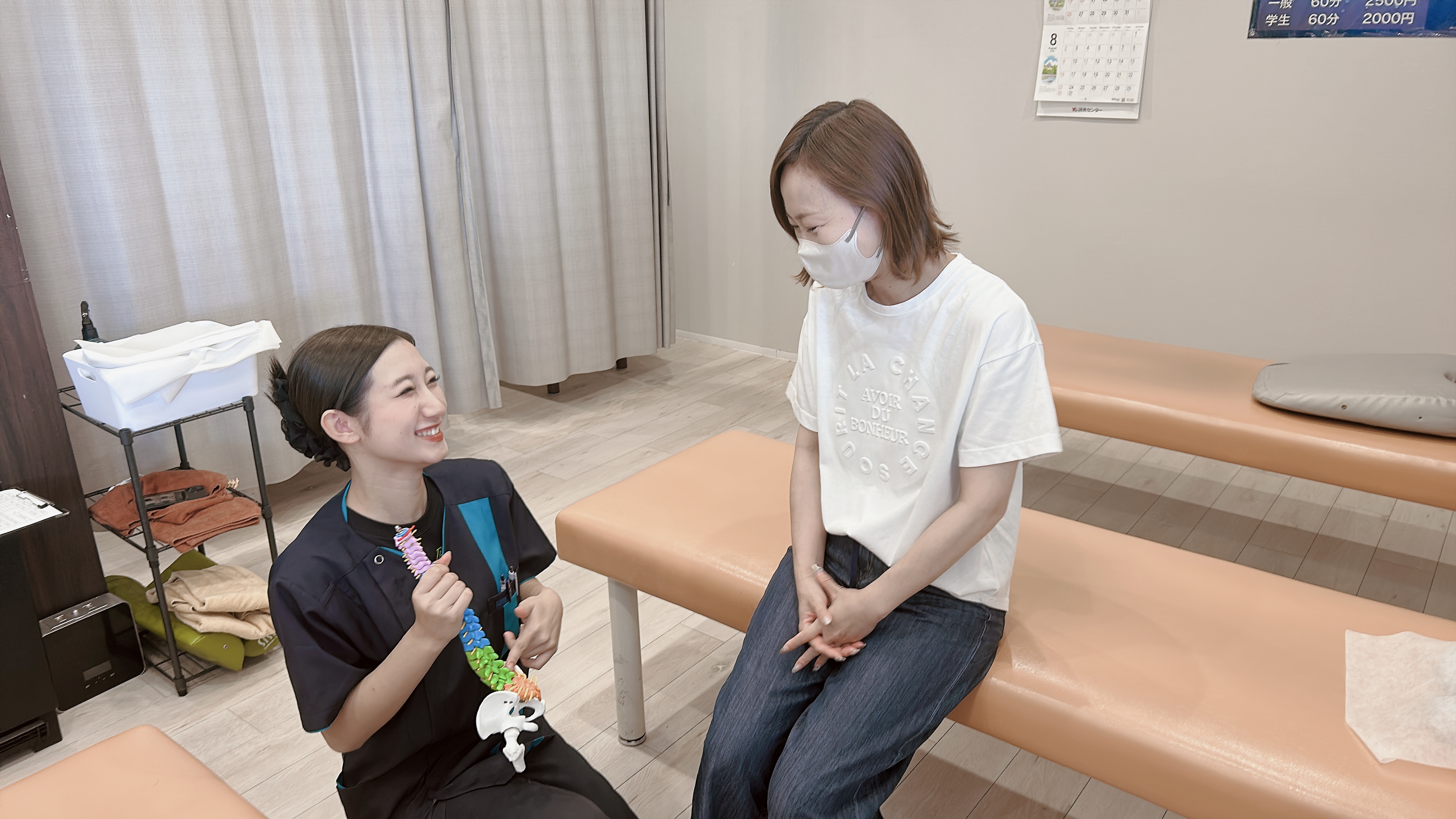 スタッフによる丁寧な説明の様子