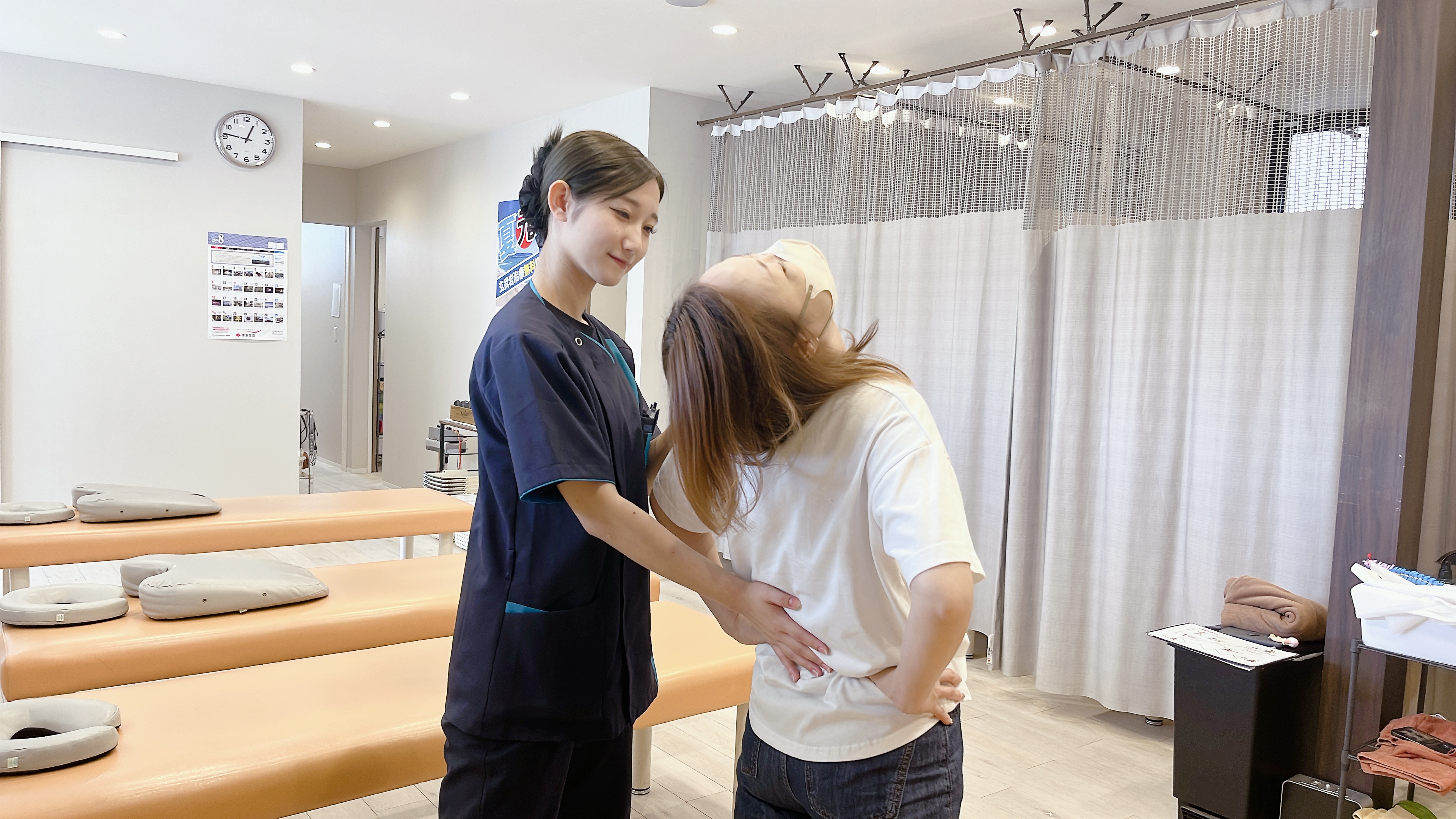 姿勢・動きを確認している様子